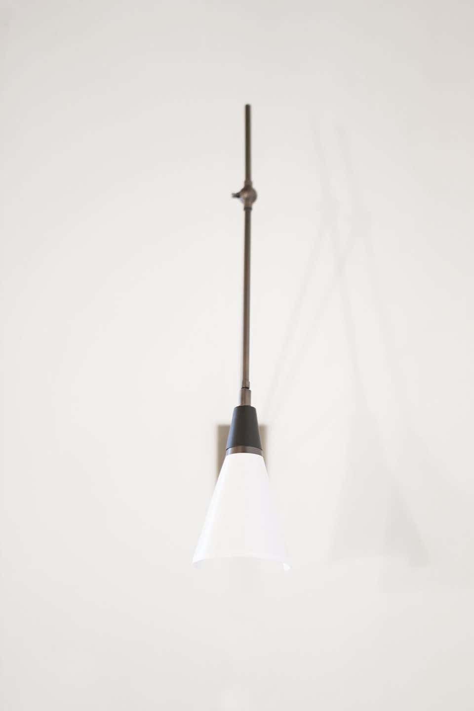 STILNOVOLIGHT Italienische MAGARI Wandlampe aus der Mitte des Jahrhunderts aus den 1950er Jahren